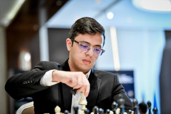 Volg Nijat Abasov bij het FIDE Kandidatentoernooi 2024